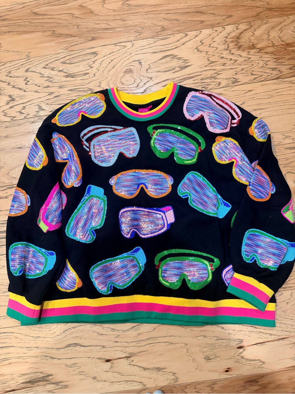 QUEEN OF SPARKLES Ski Goggles Sweatshirt